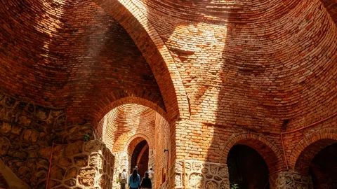 พิกัดลับคนคุนหมิง! 'Monument Valley' ในชีวิตจริงที่ต้องมาโดน ✨ — traveler post in คุนหมิง