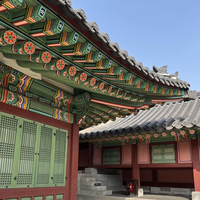 Experience Korean culture with hanbok! Experience Korean culture with hanbok!