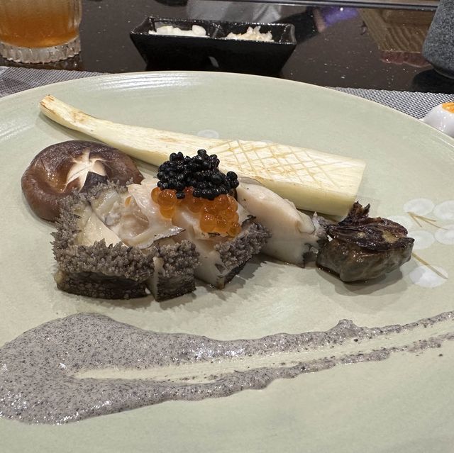 【 2023 高雄美食 】明水然・樂 無菜單料理 鐵板燒 A5和牛 水姑娘龍蝦 南非鮑魚