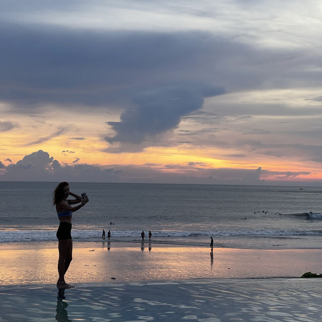 Sunset View at LV8 Resort