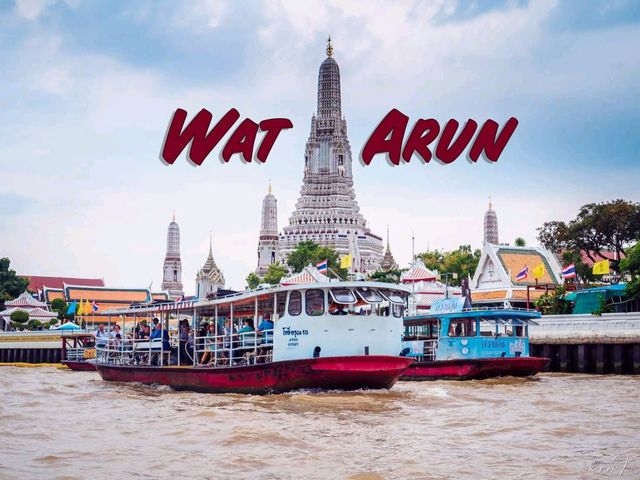 นั่งเรือเที่ยววัดอรุณกันค่ะ