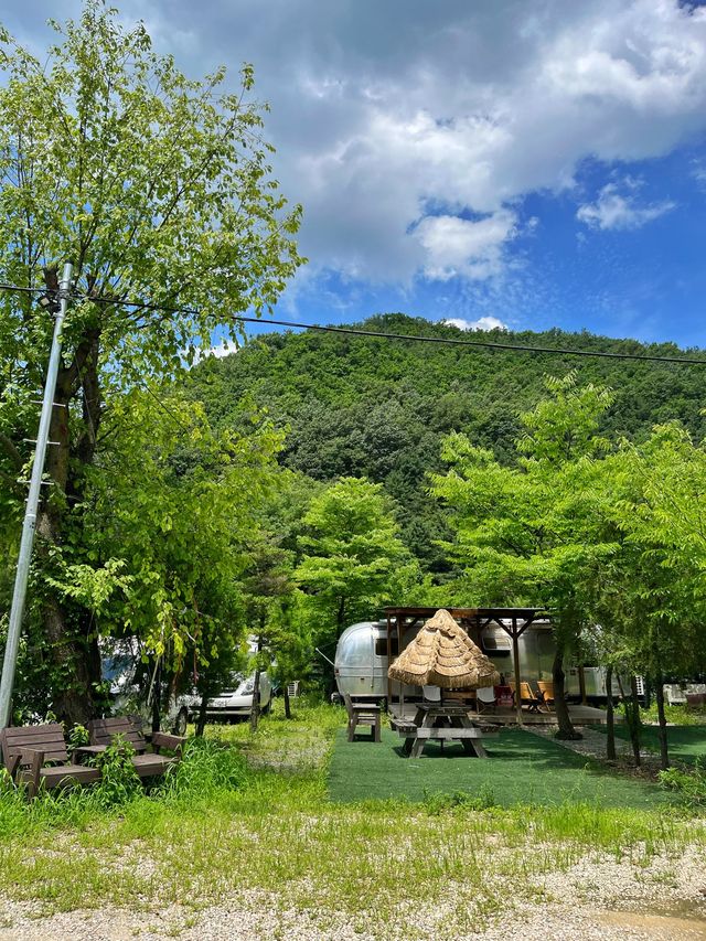 외국 감성 가득한 귀여운 카라반 ‘캠프 오후4시’ 🏕️❤️