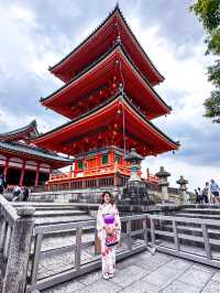 Visiting Kiyomizu Temple in Kimono