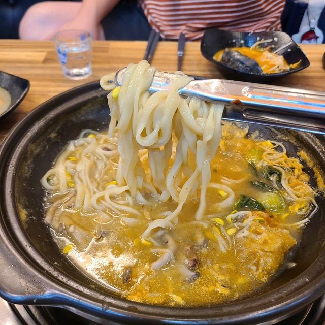 서귀포 대정읍 맛집)장인의집 송악산점 - 송악산, 모슬포 근처 찐 현지인 만두전골맛집