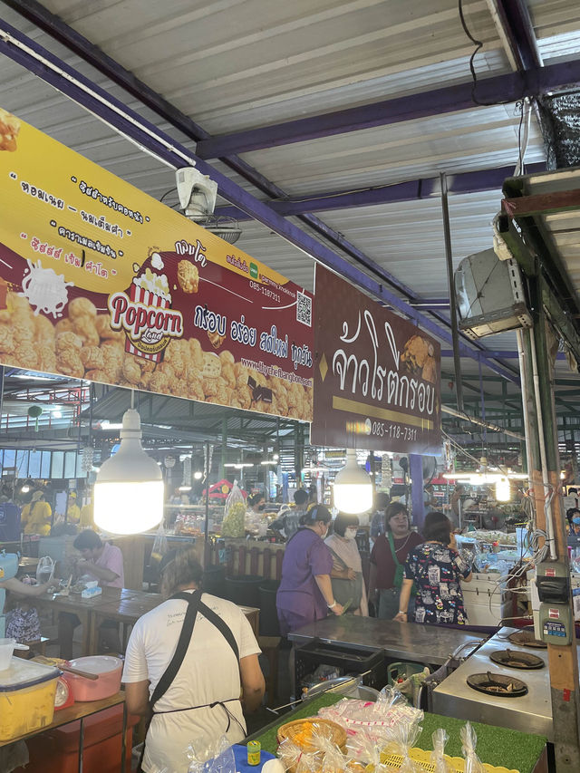 ตลาดน้ำคลองลัดมะยม