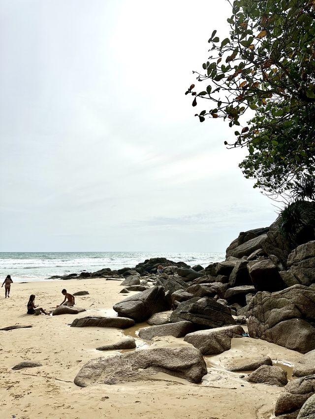 เที่ยวหาดในทอน ภูเก็ต สะพานไม้มุมลับถ่ายรูปปัง 