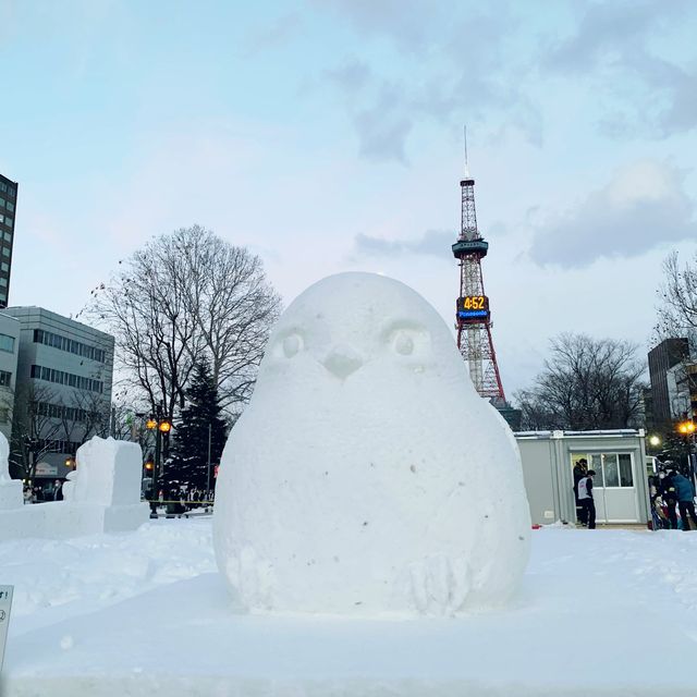 札幌　札幌観光　2023さっぽろ雪まつり　さっぽろテレビ塔とのコラボが素晴らしい