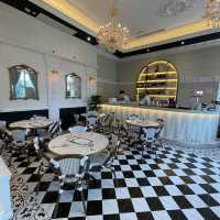環境一流打咭餐廳~ROYAL INN