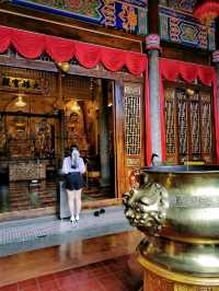 Spectacular Hilltop Buddist temple in Penang