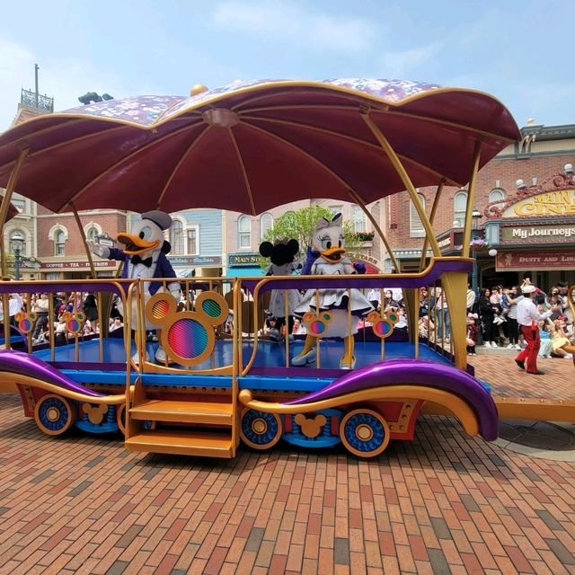 換上新裝的香港迪士尼樂園