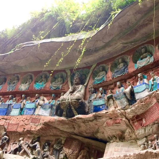 重慶旅遊景點推薦～「大足石刻寶頂山石刻」…千年石窟世界文化遺產