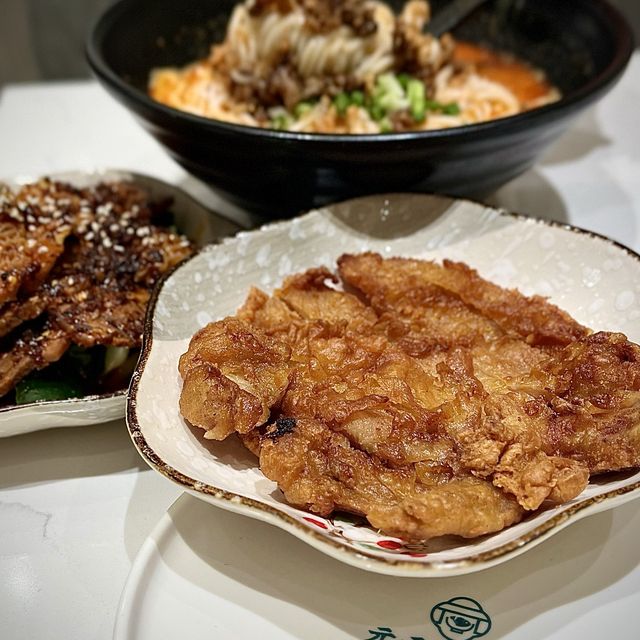 📍香港將軍澳｜元元酸菜魚 · 一級推介！出色雙拼酸菜魚水煮牛🔥 