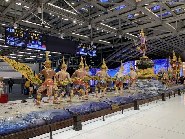タイ　タイ観光　タイ　スワンナプーム国際空港の制限エリアが凄いぞ！