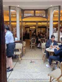 法國巴黎百年老字號人氣咖啡店-Carette