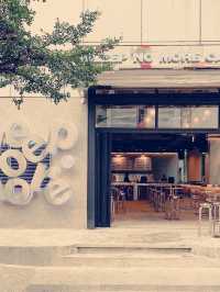 Sleep No More Cafe