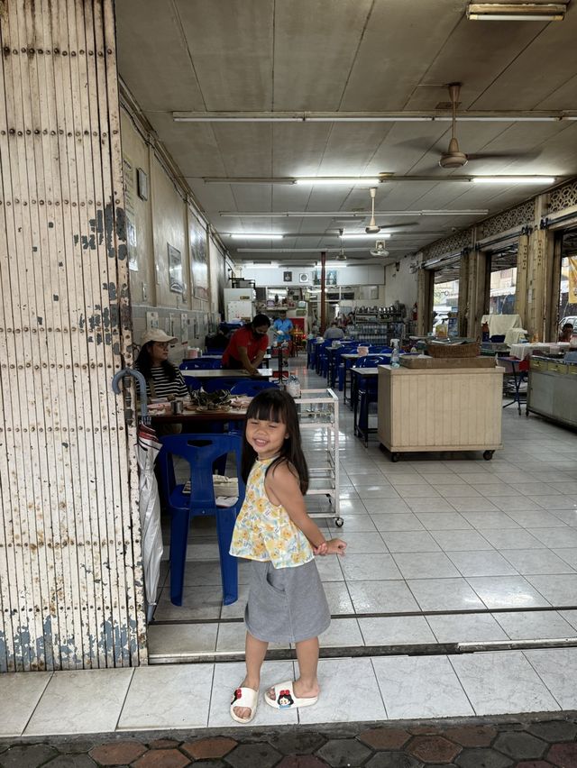 ร้านอาหารซีฟู้ดอร่อยๆที่ยะลาต้อง ร้านธาราซีฟู้ด