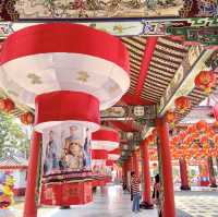 วาร์ปไปเมืองจีนไม่ไกลกรุงเทพ “วัดธรรมกตัญญู บางปู”