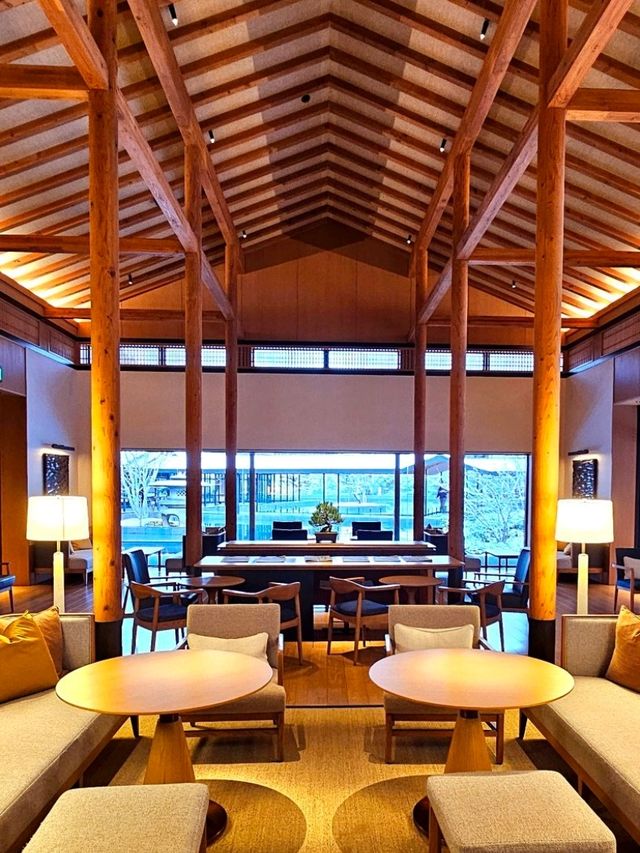 【京都】天然温泉の屋外プールを堪能！ステイしながら心身共にととのうホテル✨