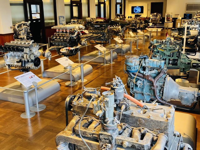 Cool Engine Museum