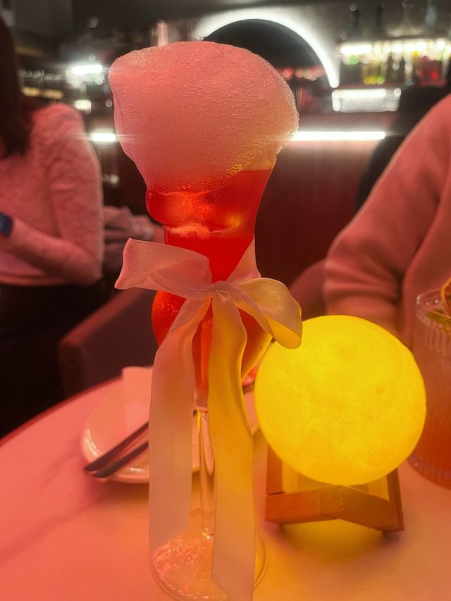 ❤️‍🔥情侶打卡必去👩🏻‍🤝‍👨🏼 月球下共聚迷人晚餐💕