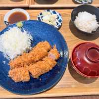 狎鴎亭ロデオ 激うま トンカツ - コンバン -