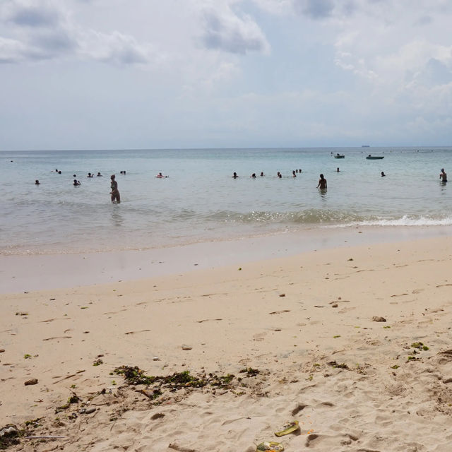 Turquoise water Suluban Beach 🏖️