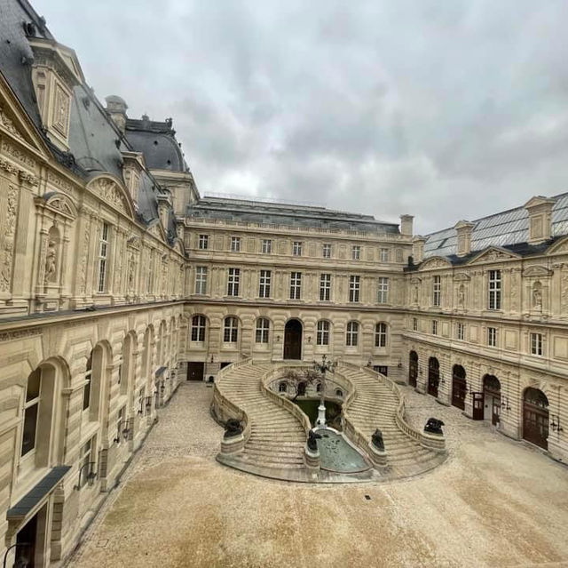 Art's Crown Jewel: Exploring the Louvre