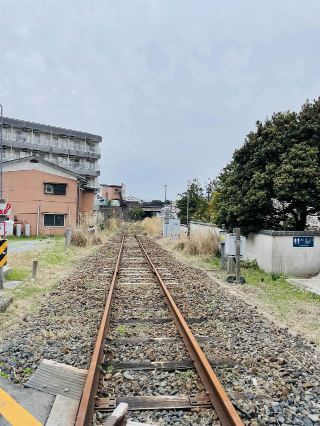 【山口県】現在は運休中のレトロな駅舎がかわいい「長門湯本駅」