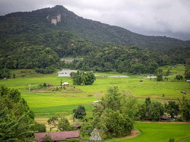 ฤดูฝนมาแล้วเที่ยวนากันเถอะ