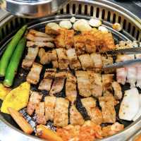 เดอะอันยอง บาร์บีคิว - Paradise Park ศรีนครินทร์