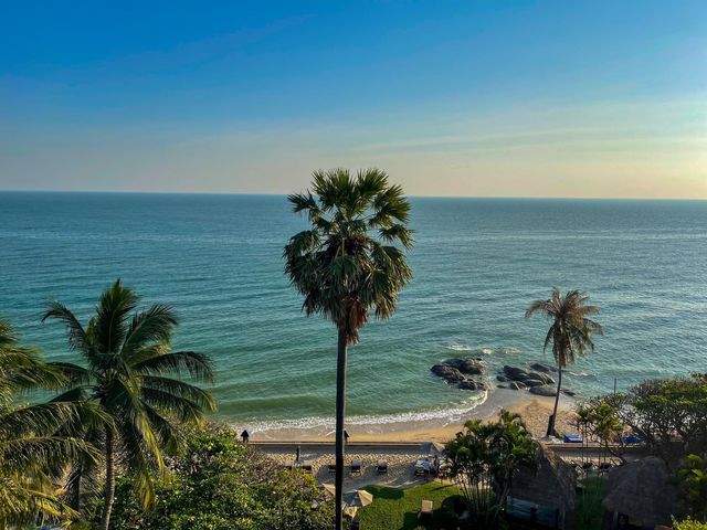 🏢 Hilton Hua Hin Resort and Spa