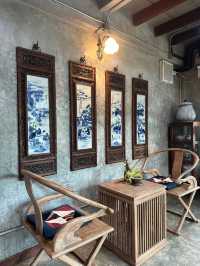 เฮือน๔๘ ร้านอาหารลับนครพนม รับรองแขก