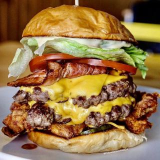 1090 Burger