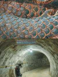 【タイ🇹🇭】インパクトありすぎ！龍が巻き付いている建物！