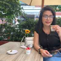 คาเฟ่และร้านอาหารอิตาเลี่ยน