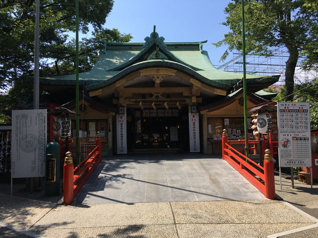 探索東京四谷須賀神社：寧靜與傳統的完美結合