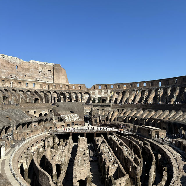 Explore Italy’s Ancient gem: Colosseum⭐️