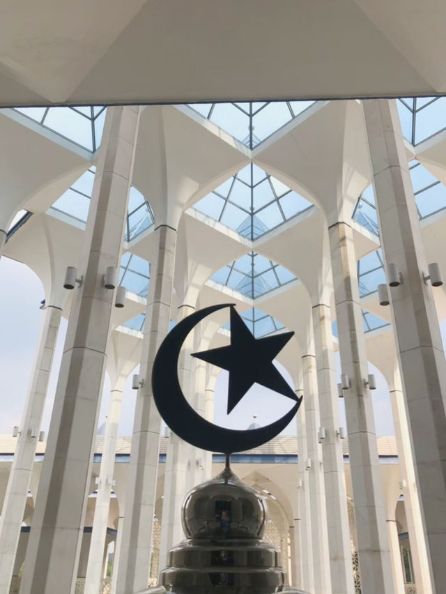 【神秘的🕌✨】クアラルンプール必見のモスク👀