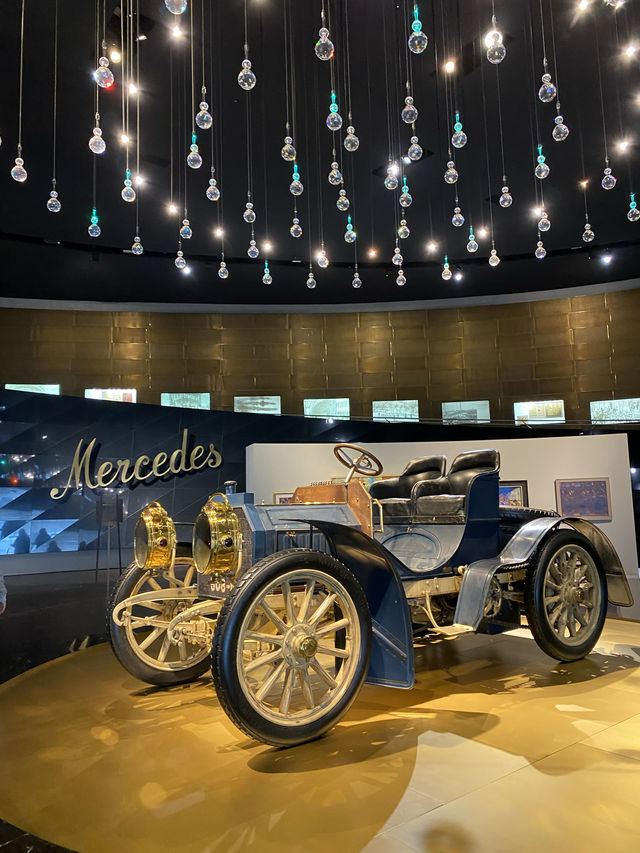高級車のオンパレード！ドイツの美術館🇩🇪