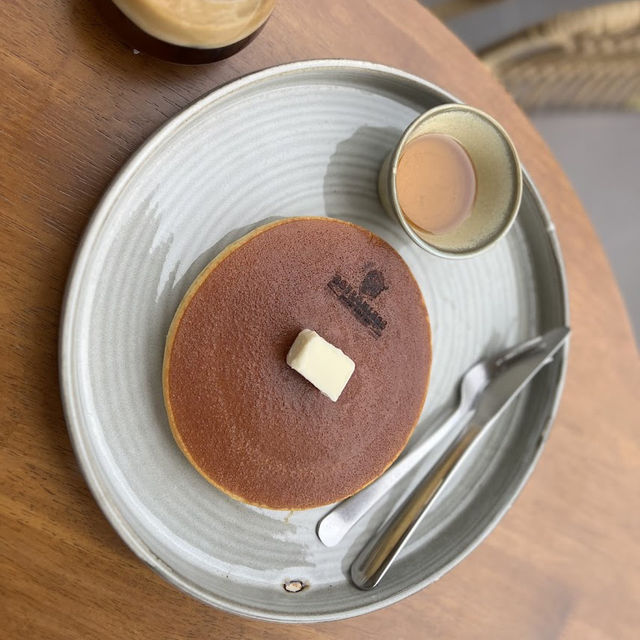 🍰🌻: Bottomless (สุขุมวิท 33)​