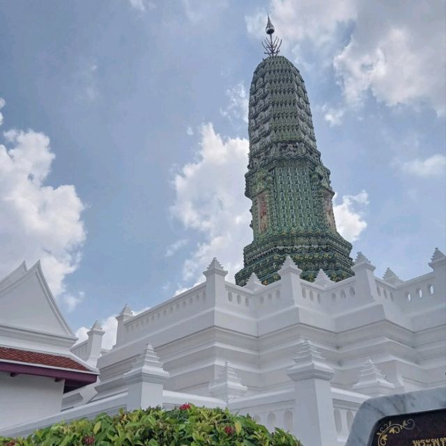 วัดที่สร้างตามธรรมเนียมประเพณีโบราณ