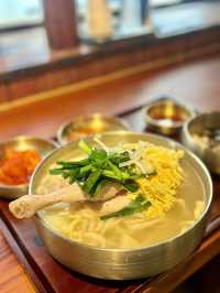 【中環】Seoul Noodles: 鮮美入味的韓式雞湯麵和排骨辣湯麵