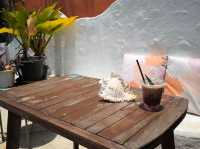Fat Submarine Cafe and Restaurant
