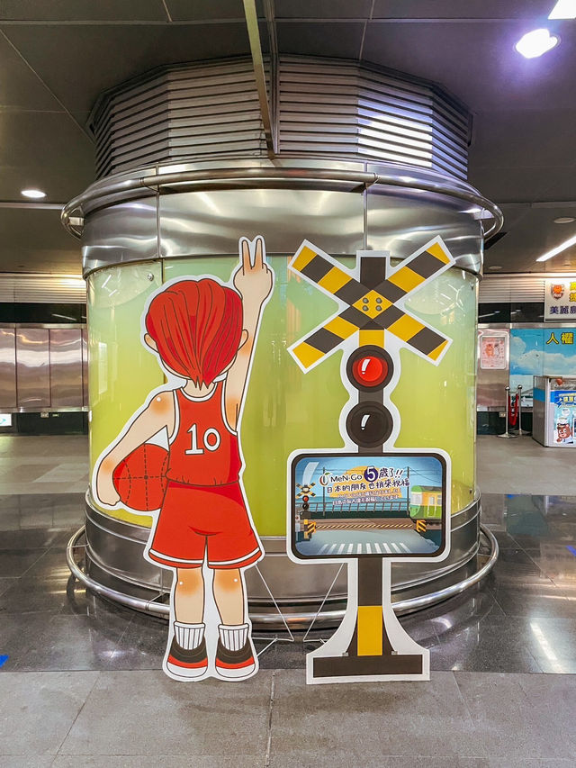 【台湾】高雄に行ったら外せない美しすぎる駅
