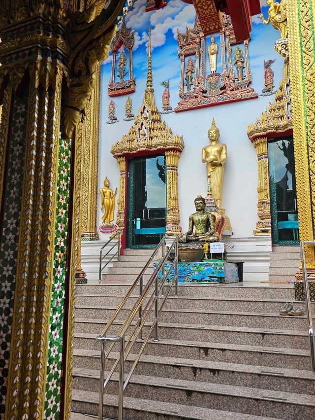 วัดบัวขวัญ พระอารามหลวง นนทบุรี 