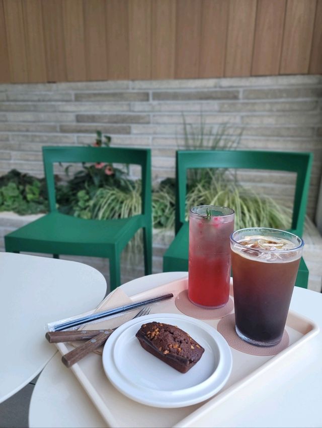 문경에서 만나는 한적한 절벽뷰 감성카페💚