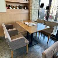【兵庫・神戸】神戸港と牡蠣料理のマリアージュ「The Oyster Bar KOBE」