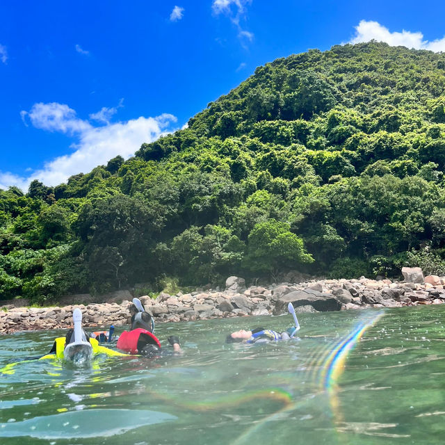   【西貢浮潛】藍天白雲，香港浮潛首選