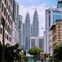 A Local’s Guide to Petaling Street: Food, Art, and Hidden Gems 🇲🇾