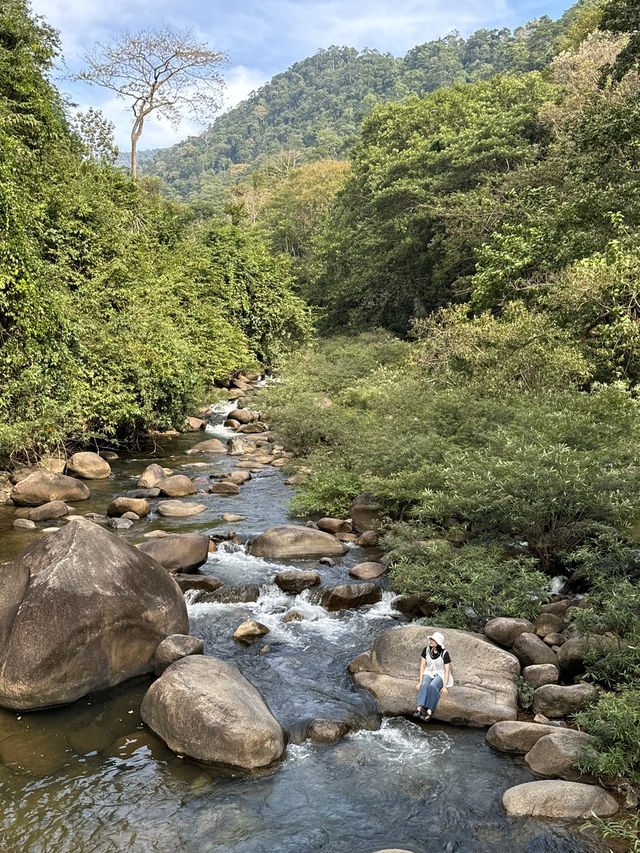 วัดเขาบรรจบ | จ.จันทบุรี 🏡⛰️🌿🪨💦
